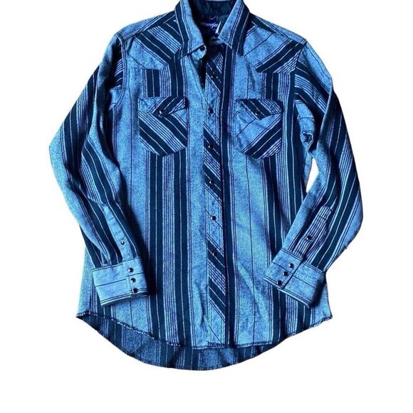 VINTAGE Wrangler Pearl Snap Western Flannel Shirt X-Long Tails 16.5-34 Cowboy - Picture 1 of 6